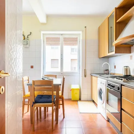 Damari In Don Bosco Гостевой дом Рим